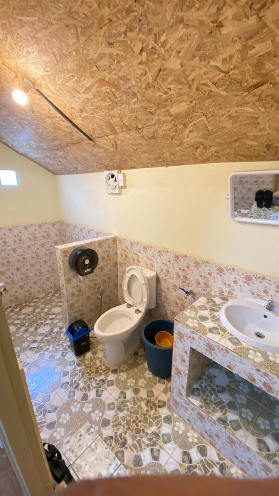 Lung Soi Nguen Homstay Pang Oung Pang Ung Exterior photo